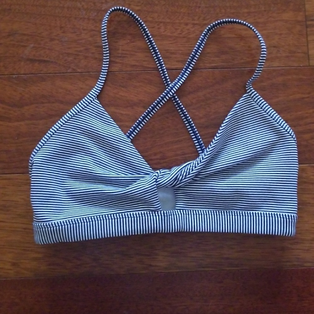 Lorna Jane sports bra size small
